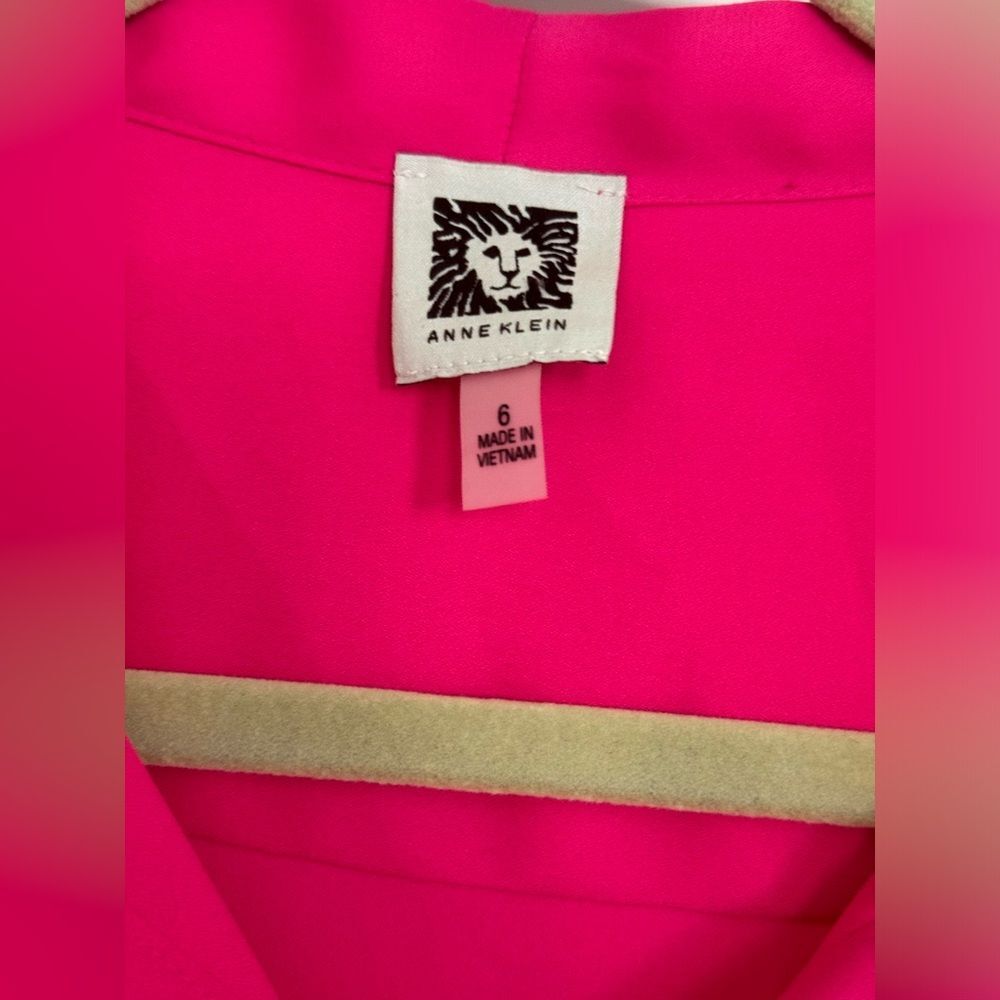 NWT Anne Klein Sleeveless Neck Tie Bright Pink Button Down Blouse Sz 6 - Picture 4 of 9